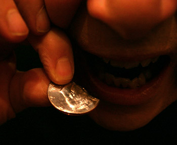 http://magickman.com/shop/graphics/edible-coin.jpg